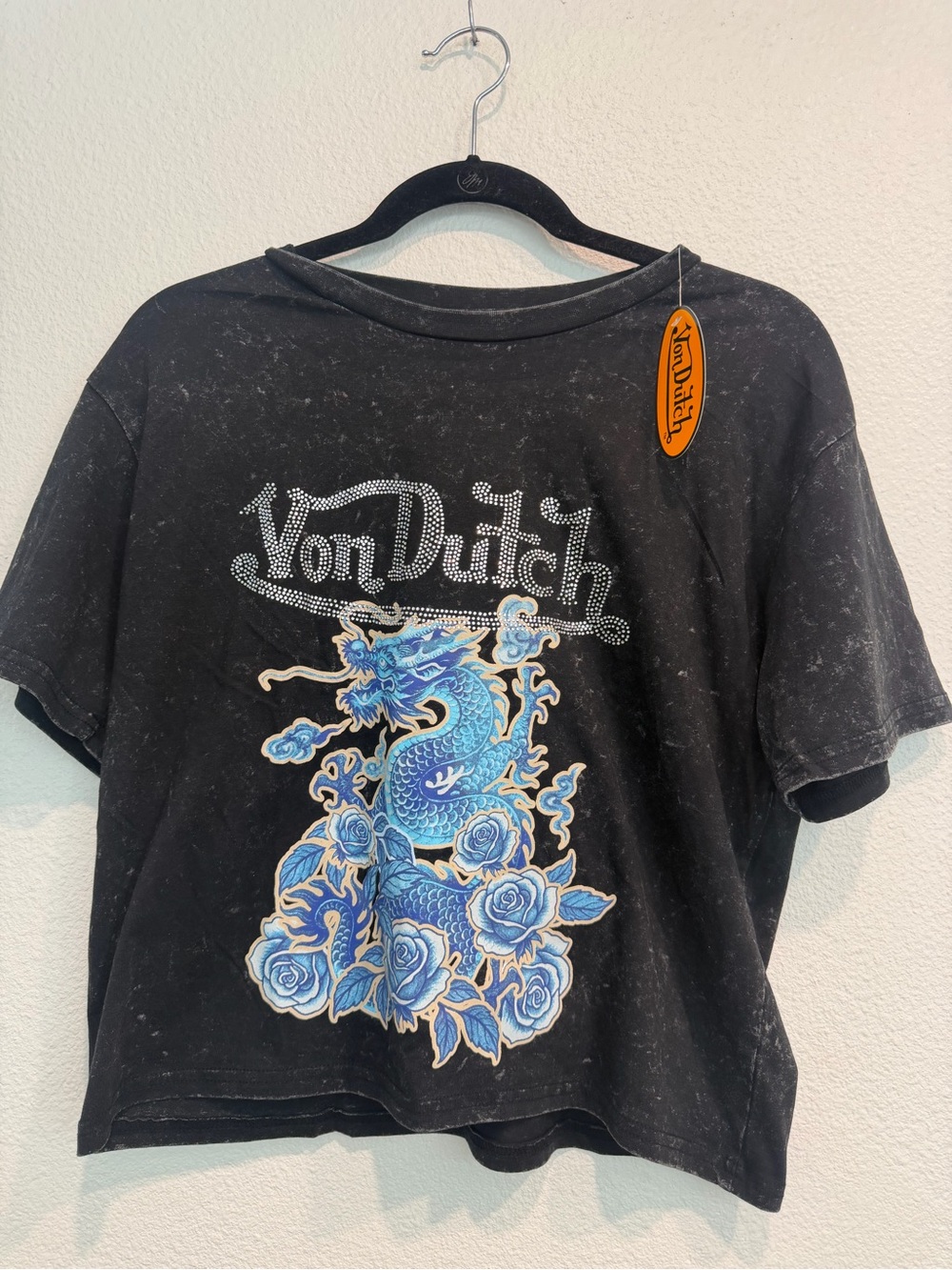 NWT VON DUTCH DRAGON CROPPED TEE SIZE LARGE WOMENS